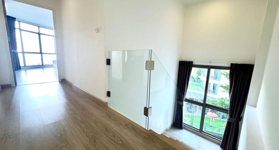 For sale 3 bedrooms condo in Si Racha, Chonburi