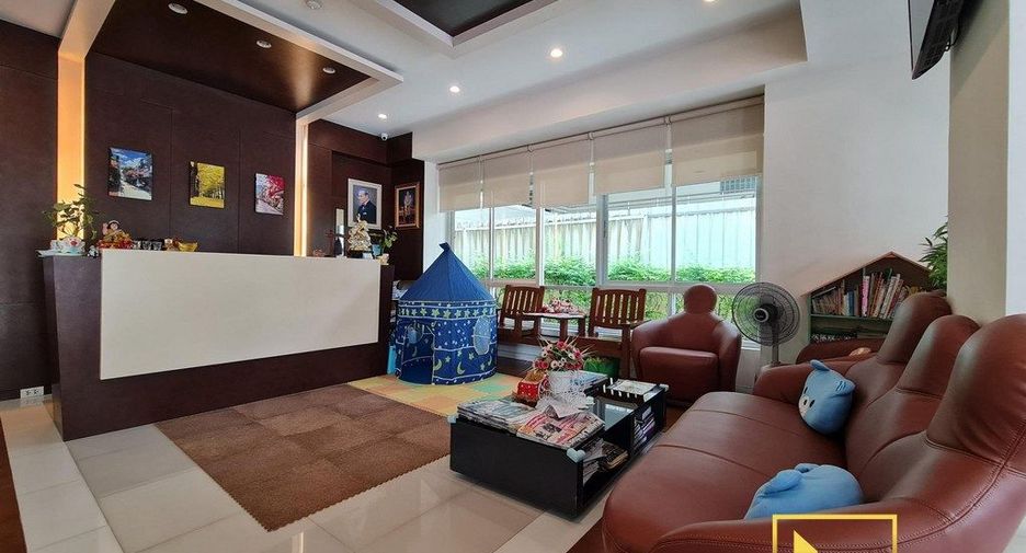 À louer 2 chambres appartement à Watthana, Bangkok