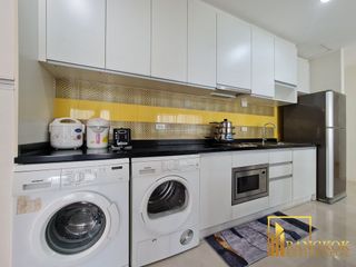 For rent 2 bedrooms apartment in Watthana, Bangkok
