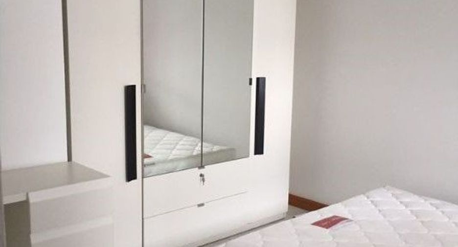 For rent and for sale 3 bedrooms condo in Chatuchak, Bangkok