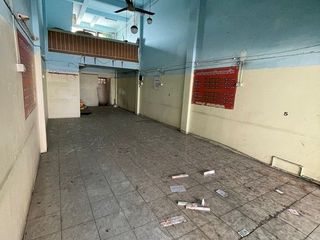 For sale 2 Beds retail Space in Lat Phrao, Bangkok