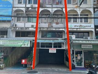For sale 2 Beds retail Space in Lat Phrao, Bangkok
