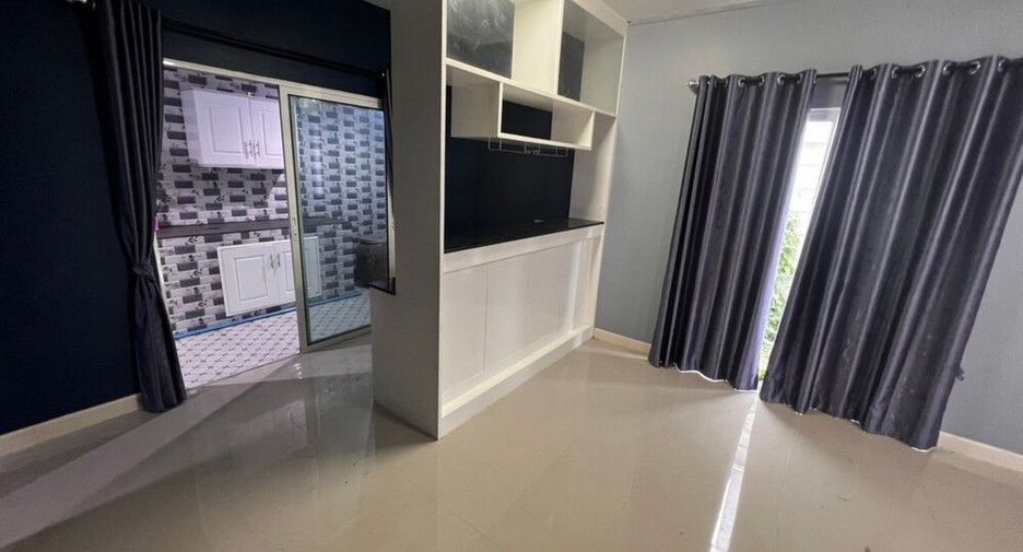 For sale 3 Beds townhouse in Sai Noi, Nonthaburi
