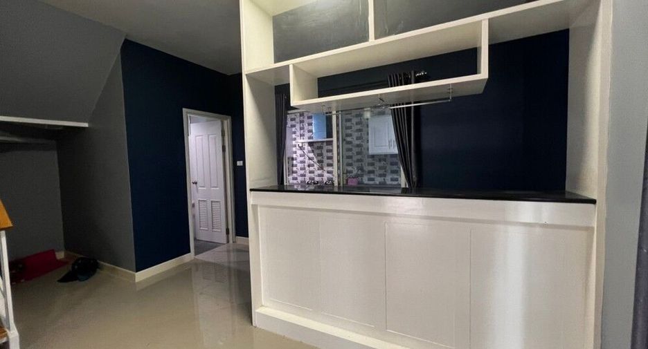 For sale 3 Beds townhouse in Sai Noi, Nonthaburi