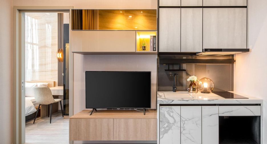 For rent 1 bed condo in Phra Khanong, Bangkok