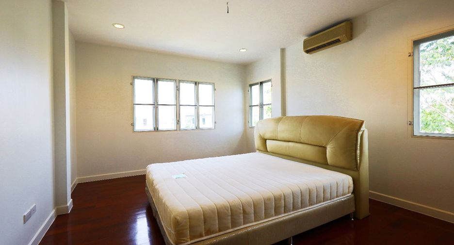 For sale 5 bedrooms house in Bang Kruai, Nonthaburi