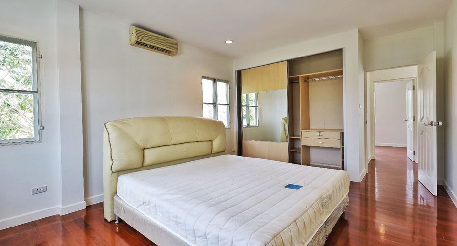 For sale 5 bedrooms house in Bang Kruai, Nonthaburi