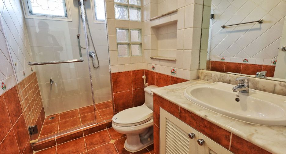 For sale 5 bedrooms house in Bang Kruai, Nonthaburi