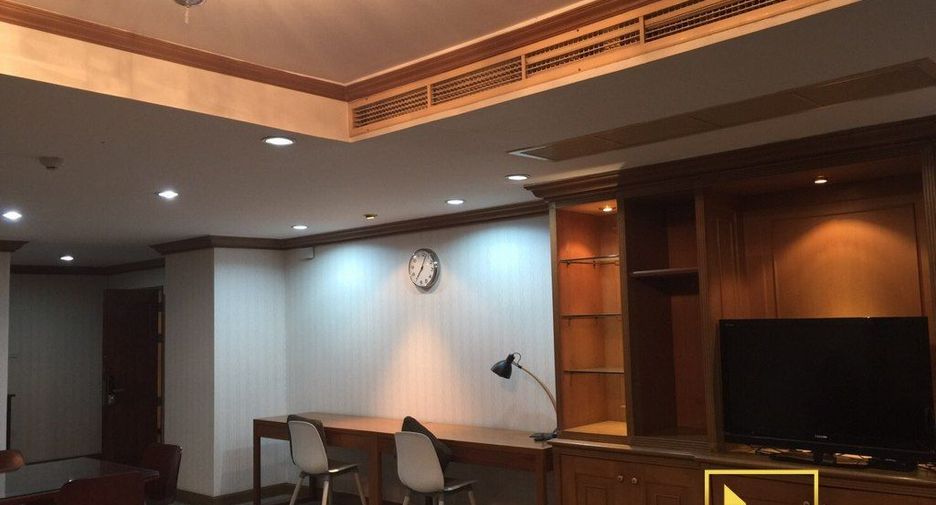 For rent 2 ベッドルーム condo in Watthana, Bangkok