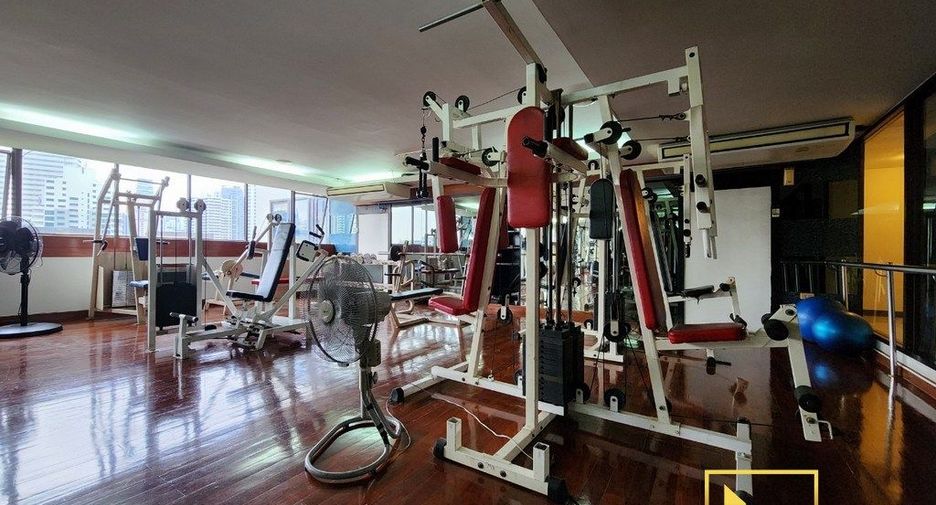 For rent 2 ベッドルーム condo in Watthana, Bangkok