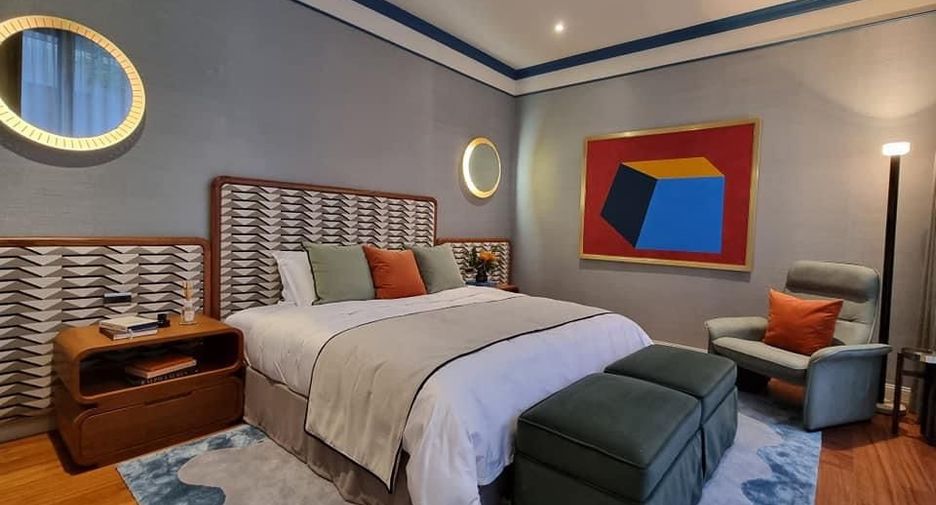 For sale 4 bedrooms house in Suan Luang, Bangkok