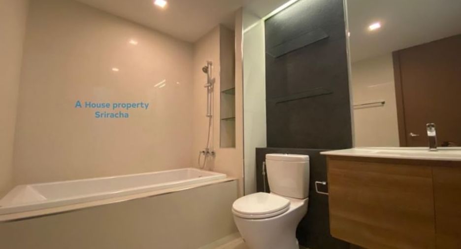 For sale 1 bed condo in Si Racha, Chonburi