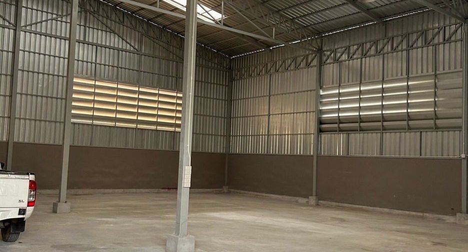 For rent 2 Beds warehouse in Sai Noi, Nonthaburi