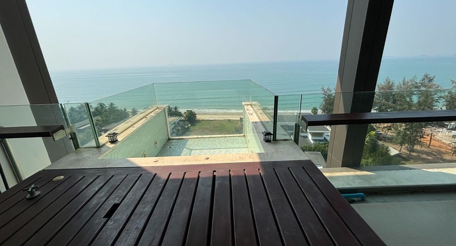 For sale 3 bed condo in Klaeng, Rayong