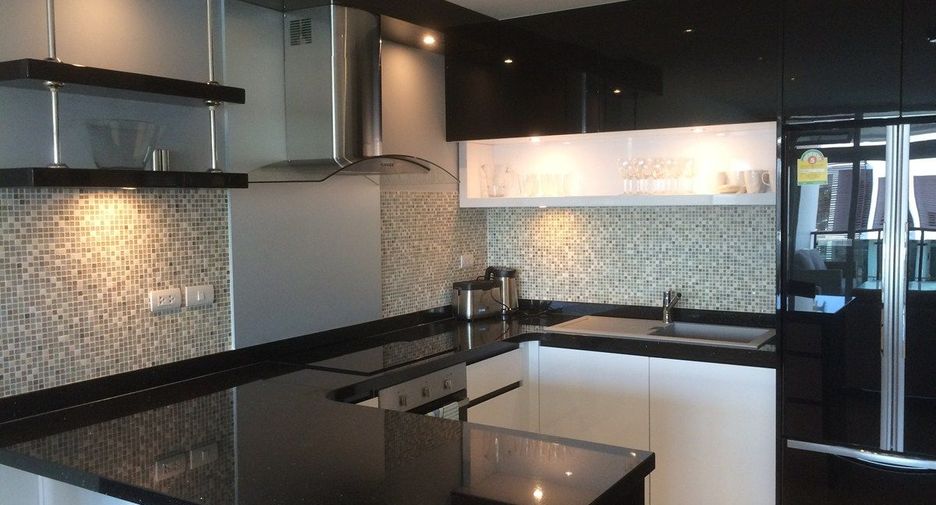 For rent 2 bedrooms condo in Bang Lamung, Chonburi