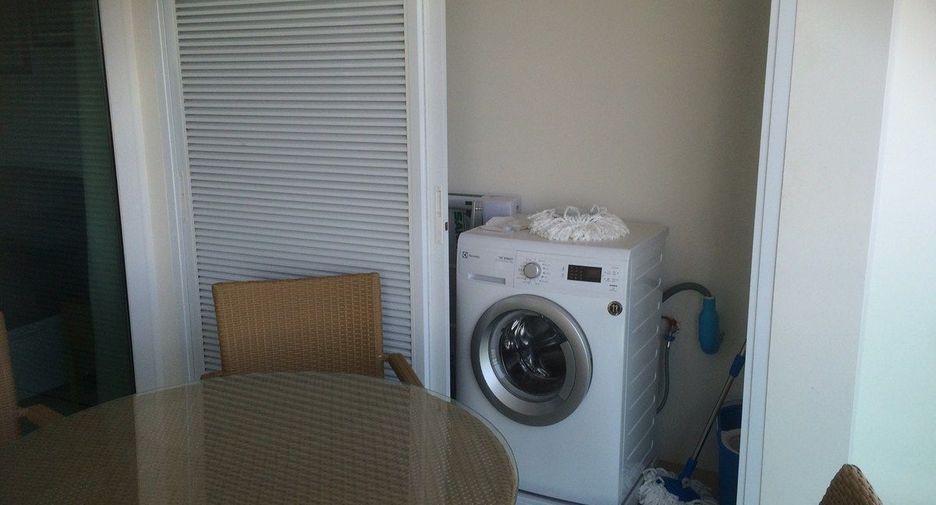 For rent 2 bedrooms condo in Bang Lamung, Chonburi