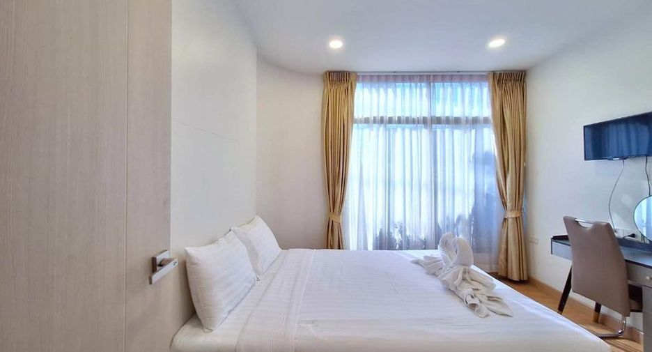 For rent 5 bedrooms house in Mueang Chiang Mai, Chiang Mai