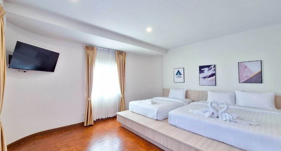 For rent 5 bedrooms house in Mueang Chiang Mai, Chiang Mai