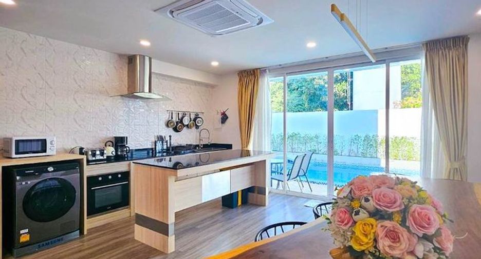 For rent 5 bedrooms house in Mueang Chiang Mai, Chiang Mai