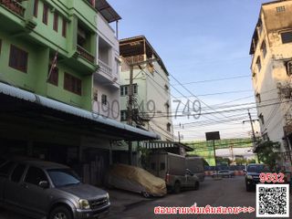 For sale retail Space in Khan Na Yao, Bangkok