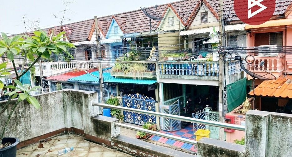 For sale 2 Beds townhouse in Bang Na, Bangkok