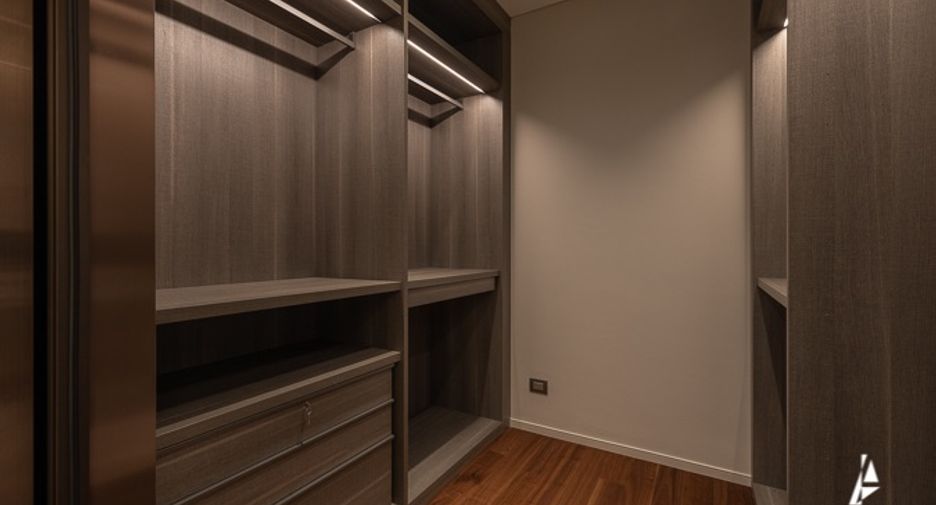 À vendre 2 chambres condo à Pathum Wan, Bangkok