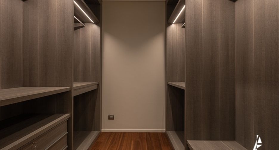 À vendre 2 chambres condo à Pathum Wan, Bangkok