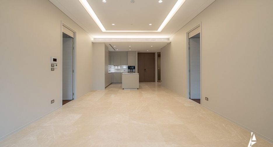 À vendre 2 chambres condo à Pathum Wan, Bangkok