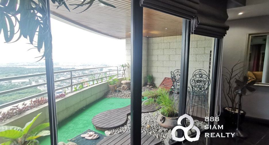 For sale 3 bedrooms condo in Yan Nawa, Bangkok