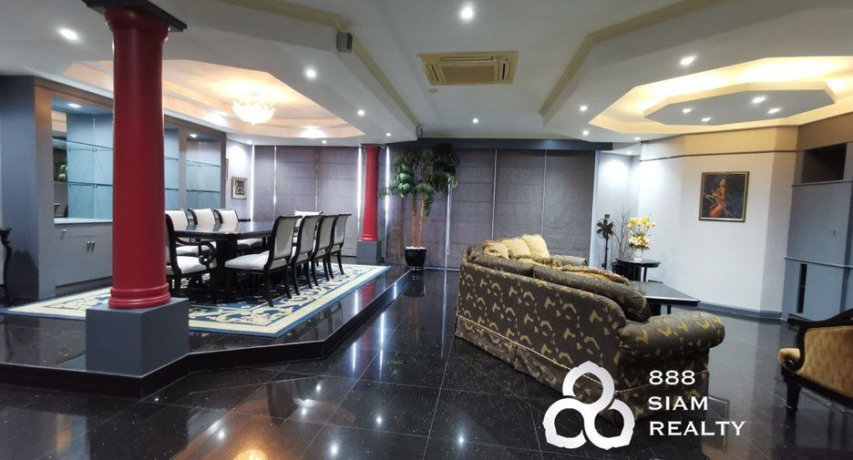 For sale 3 bedrooms condo in Yan Nawa, Bangkok