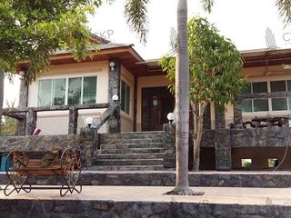 For sale 2 bed house in Hankha, Chainat