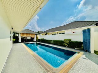 À louer 3 chambres maison à Bang Lamung, Chonburi