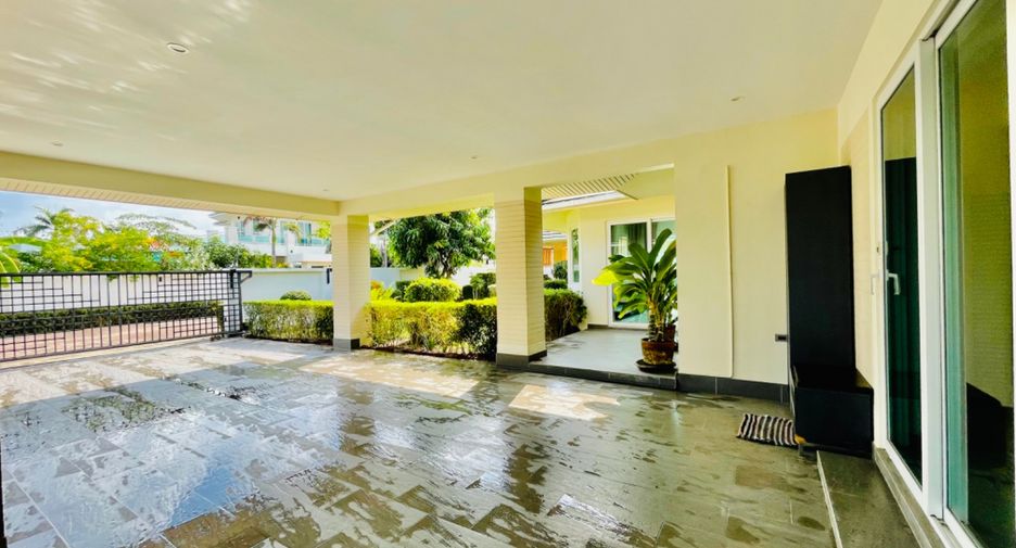 For rent 3 bedrooms house in Bang Lamung, Chonburi