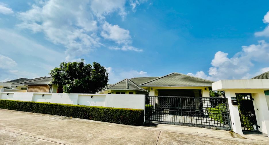 For rent 3 bedrooms house in Bang Lamung, Chonburi