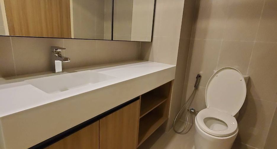 For sale 1 bed condo in Pathum Wan, Bangkok
