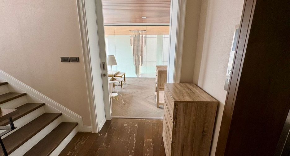 Reihenhaus zum Kauf mit 4 Zimmer in Watthana, Bangkok