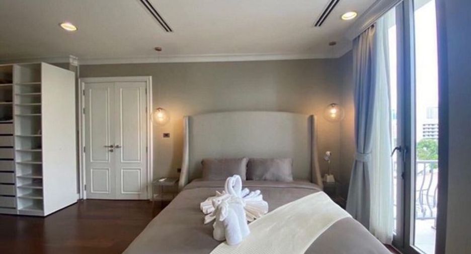 Reihenhaus zum Kauf mit 4 Zimmer in Watthana, Bangkok