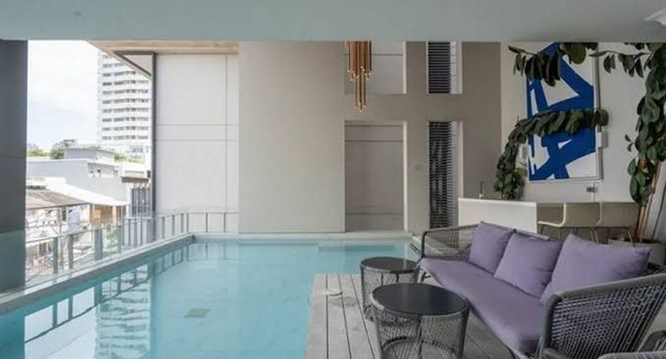 Reihenhaus zum Kauf mit 4 Zimmer in Watthana, Bangkok