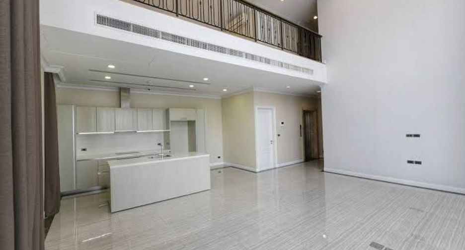 Reihenhaus zum Kauf mit 4 Zimmer in Watthana, Bangkok