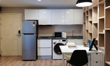 For sale 1 bed condo in Watthana, Bangkok