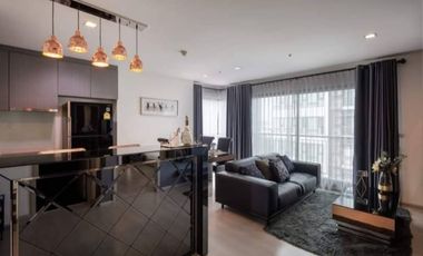 Condo en alquiler y en venta de 2 habitaciones en Khlong Toei, Bangkok