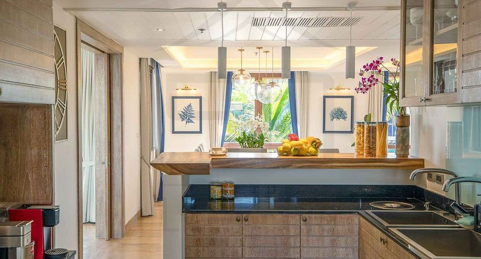 For sale 4 bedrooms condo in Mueang Phuket, Phuket