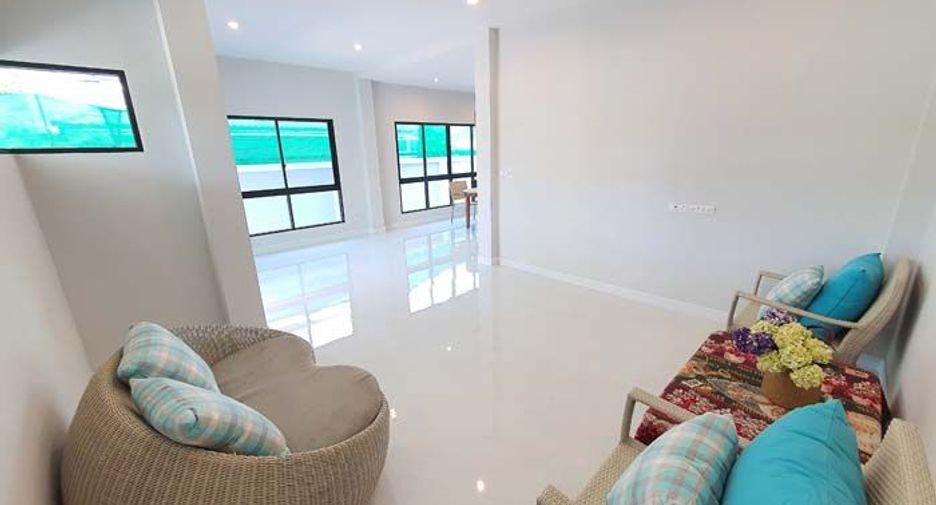 For sale 4 bedrooms house in Thawi Watthana, Bangkok
