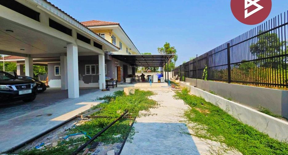 For sale 4 Beds house in Phra Pradaeng, Samut Prakan