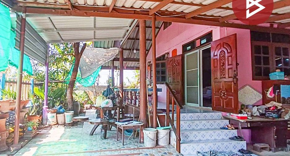 For sale studio house in Bang Khonthi, Samut Songkhram