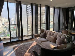 For rent 2 bedrooms condo in Pathum Wan, Bangkok