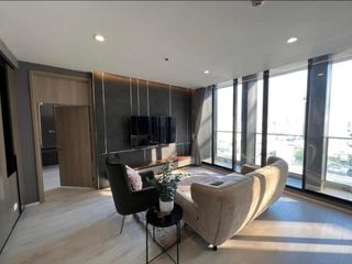 For rent 2 bedrooms condo in Pathum Wan, Bangkok
