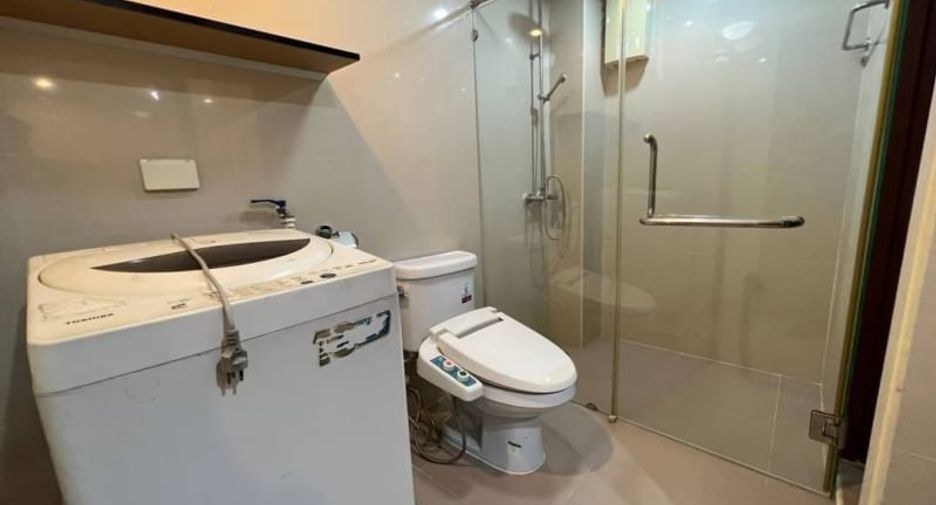 For rent 2 bedrooms condo in Si Racha, Chonburi