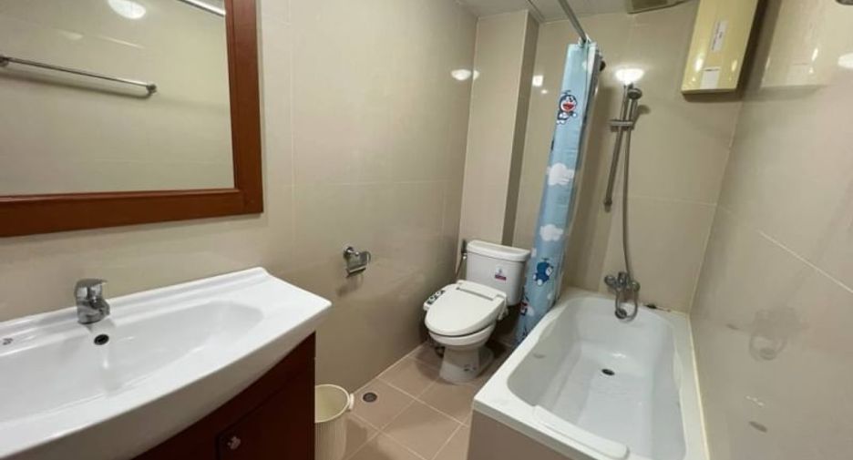 For rent 2 bedrooms condo in Si Racha, Chonburi
