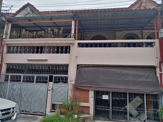 Продажа 2 спальни таунхаус в Суан Луанг, Бангкок